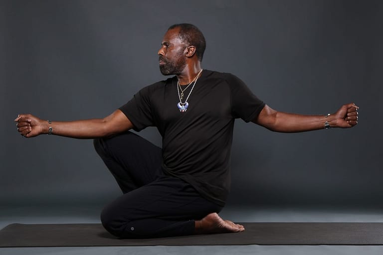 image of Yoga Master Yirser Ra Hotep doing kemetic yoga poses
